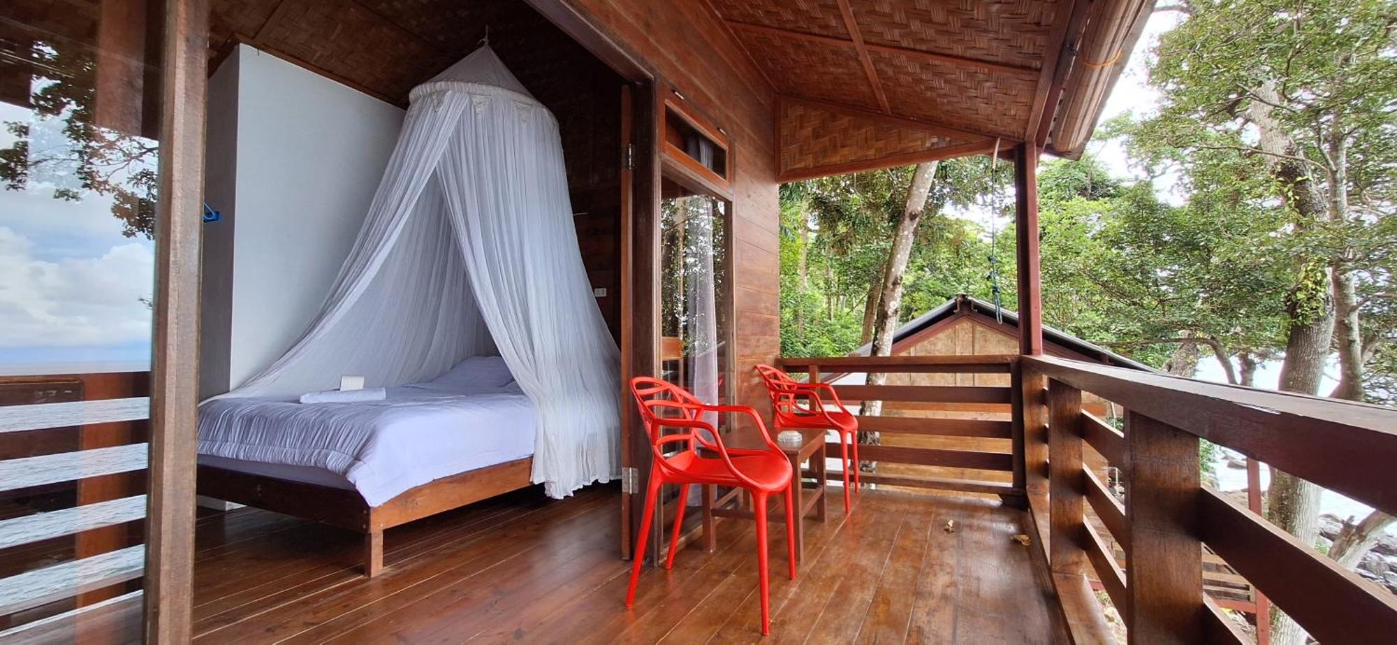 Treetop Guesthouse And Bungalows Sabang  Bagian luar foto